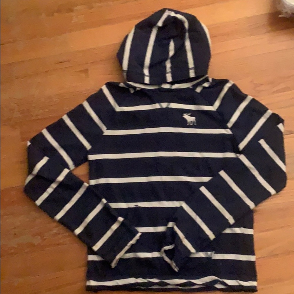 Abercrombie kids size XL long sleeve muscle shirt